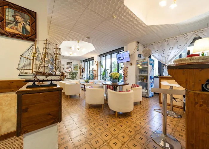 Cortina Hotel 3*